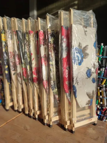 Tábua De Passar Roupa Mesa Dobrável Pinus Diversas Estampas -  Sortidos